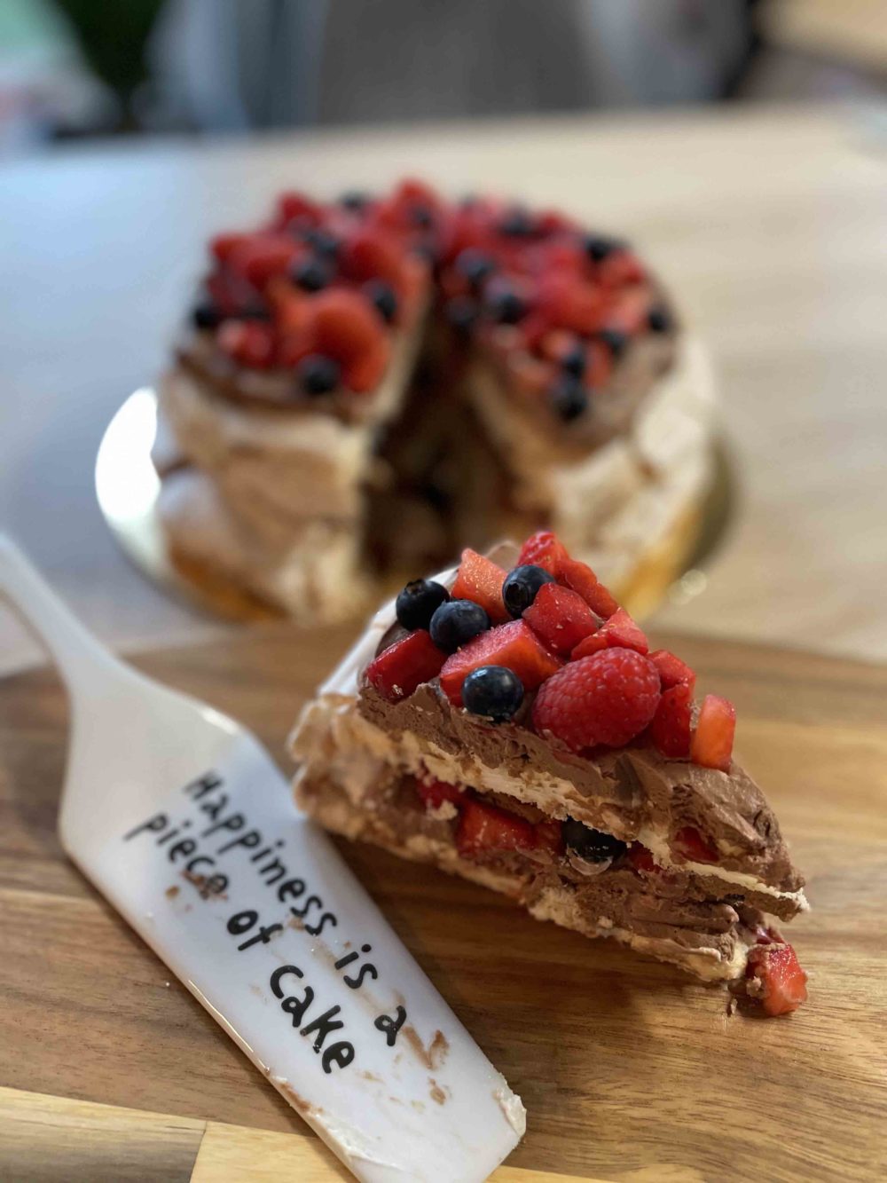 Pavlova torta - čokoládová - Image 4
